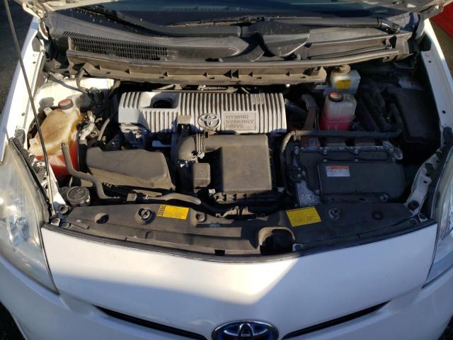 Photo 7 from auction – 2014 TOYOTA PRIUS with VIN JTDKN3DU1E0393684