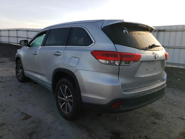 Photo 3 from auction – 2018 TOYOTA HIGHLANDER with VIN 5TDJZRFH8JS808428