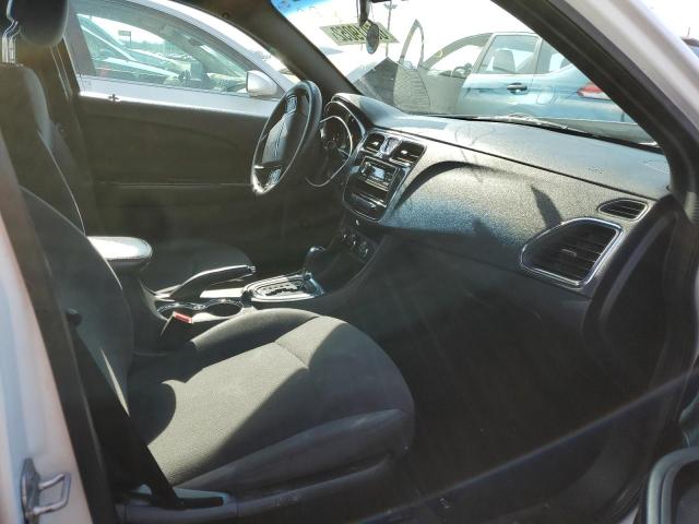 Photo 5 from auction – 2014 CHRYSLER 200 LX with VIN 1C3CCBAB1EN238034