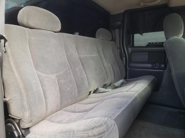 Photo 6 from auction – 2004 CHEVROLET SILVERADO with VIN 1GCEC19T14Z215209