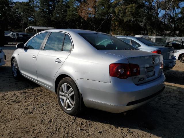 Photo 3 from auction – 2007 VOLKSWAGEN JETTA WOLF with VIN 3VWEF71K87M186078