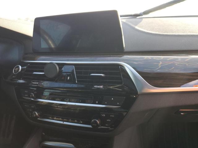 Photo 9 from auction – 2019 BMW M550XI with VIN WBAJB9C50KB464419