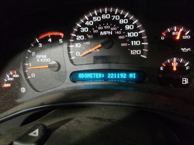 Photo 8 from auction – 2003 CHEVROLET SILVERADO with VIN 1GCHK23103F101750