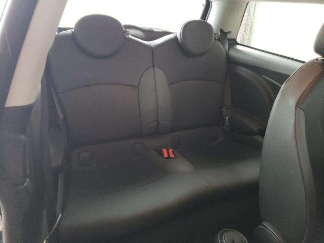 Photo 6 from auction – 2008 MINI COOPER with VIN WMWMF33558TT67900