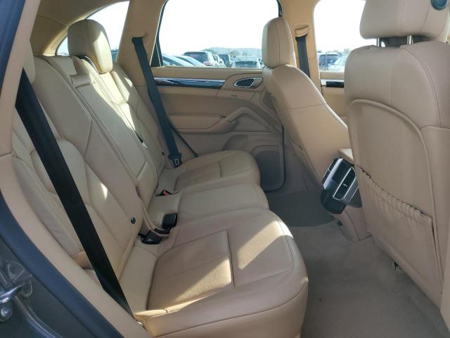 Photo 6 from auction – 2014 PORSCHE CAYENNE with VIN WP1AA2A24ELA95521