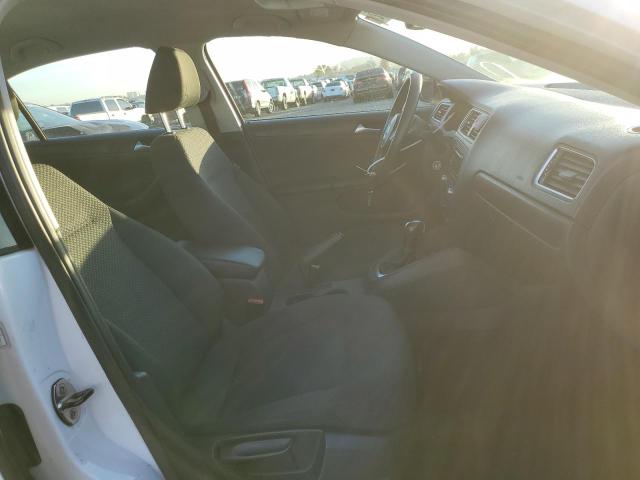Photo 5 from auction – 2014 VOLKSWAGEN JETTA BASE with VIN 3VW2K7AJ2EM369253