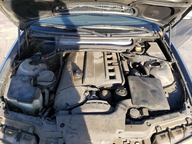 Photo 7 from auction – 2001 BMW 330 CI with VIN WBABN53481JU35816