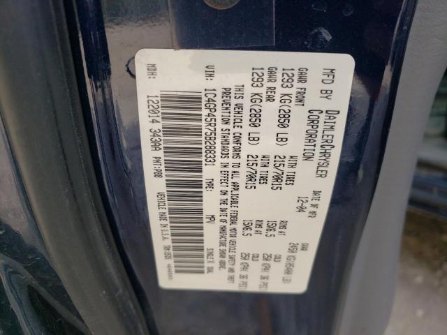 Photo 10 from auction – 2005 CHRYSLER TOWN & COU with VIN 1C4GP45R75B288331