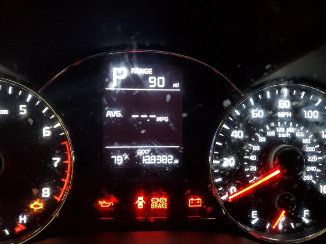 Photo 8 from auction – 2018 KIA FORTE LX with VIN 3KPFK4A7XJE185142