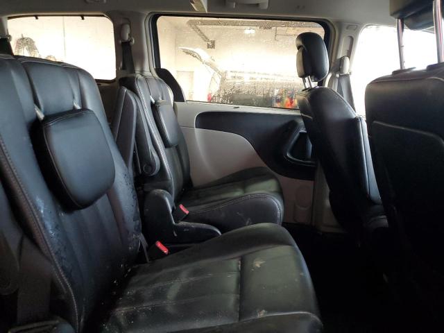 Photo 6 from auction – 2014 CHRYSLER TOWN & COU with VIN 2C4RC1CG0ER243463