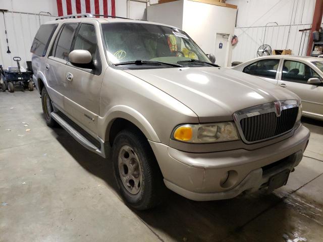 LINCOLN NAVIGATOR 2000 with VIN 5LMPU28A4YLJ00777 - Photo from auction