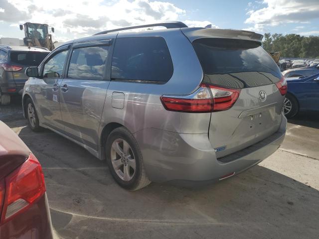 Photo 3 from auction – 2018 TOYOTA SIENNA LE with VIN 5TDKZ3DC8JS916864