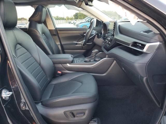 Photo 5 from auction – 2021 TOYOTA HIGHLANDER with VIN 5TDGARAH6MS012371