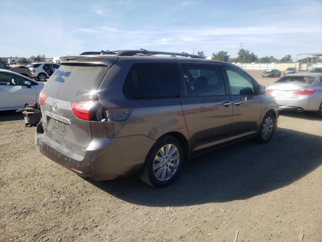 Photo 4 from auction – 2017 TOYOTA SIENNA XLE with VIN 5TDYZ3DC6HS854806