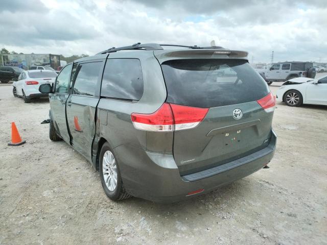 Photo 3 from auction – 2014 TOYOTA SIENNA XLE with VIN 5TDYK3DC0ES414452
