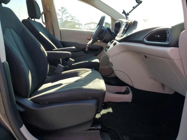 Photo 5 from auction – 2017 CHRYSLER PACIFICA L with VIN 2C4RC1CG5HR513193