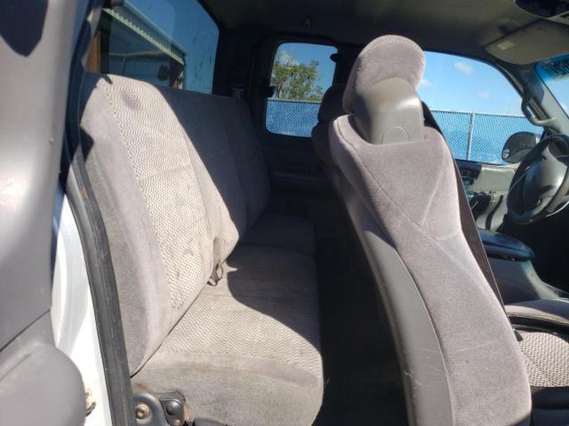 Photo 6 from auction – 2002 FORD F150 with VIN 1FTRX17202NA58390