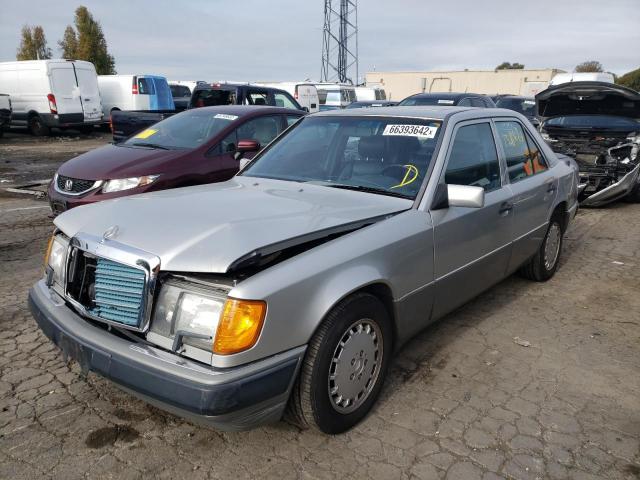 Photo 2 from auction – 1990 MERCEDES-BENZ 300 E with VIN WDBEA30D2LB211148
