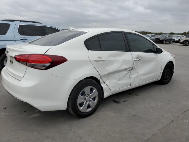 Photo 3 from auction – 2017 KIA FORTE LX with VIN 3KPFK4A72HE051445