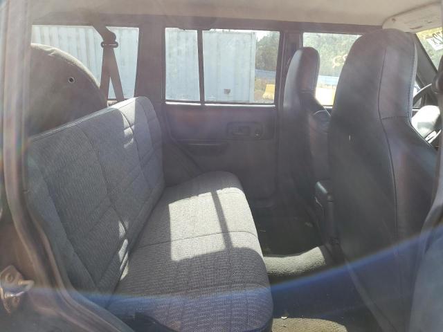 Photo 6 from auction – 2000 JEEP CHEROKEE S with VIN 1J4FT48SXYL134629