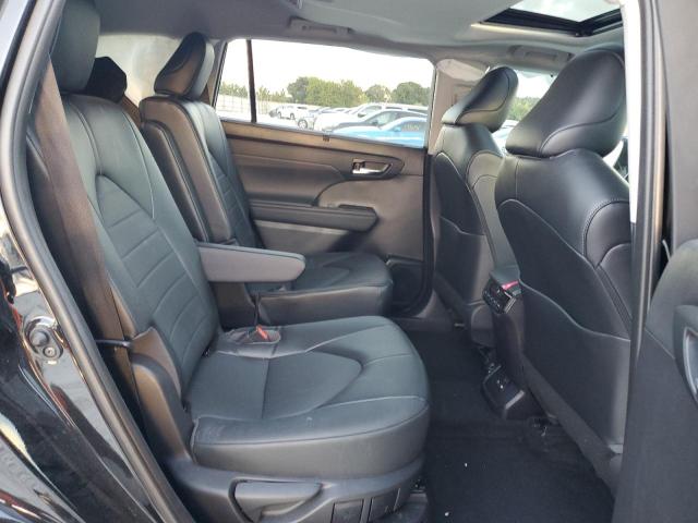 Photo 6 from auction – 2021 TOYOTA HIGHLANDER with VIN 5TDGARAH6MS012371