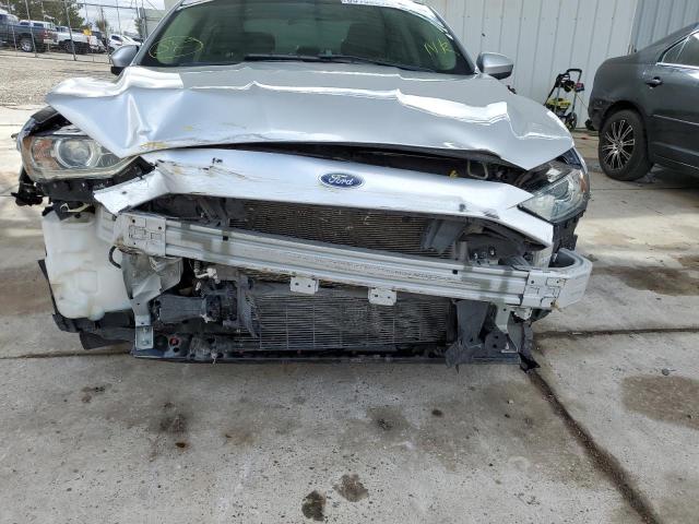 Photo 9 from auction – 2017 FORD FUSION SE with VIN 3FA6P0HD8HR322366