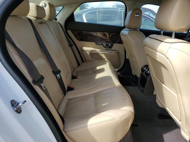 Photo 6 from auction – 2017 JAGUAR XJ with VIN SAJWA1C73H8W12648