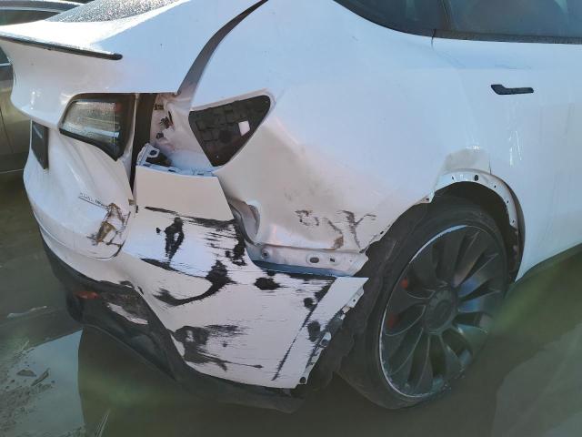 Photo 9 from auction – 2022 TESLA MODEL Y with VIN 7SAYGDEF5NF327458