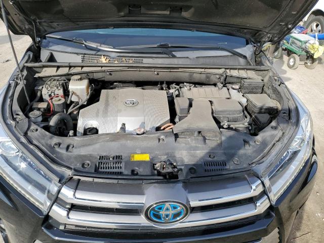 Photo 7 from auction – 2018 TOYOTA HIGHLANDER with VIN 5TDDGRFH0JS042181