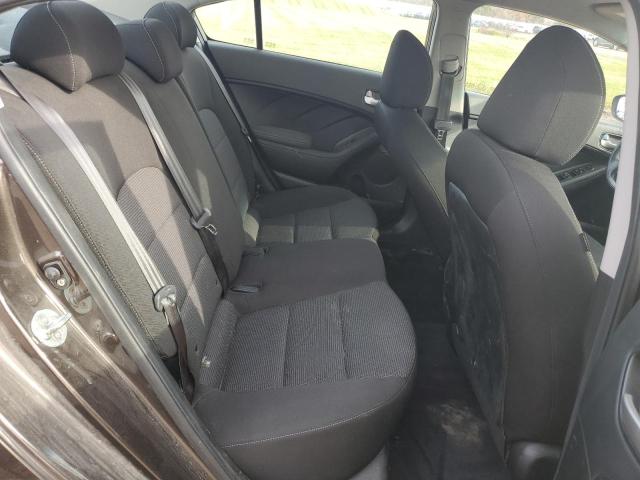 Photo 6 from auction – 2017 KIA FORTE LX with VIN 3KPFK4A78HE156202
