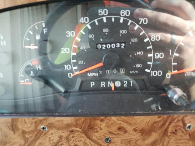 Foto 8 de la subasta – 2001 FORD F550 con VIN 1FCNF53S2Y0A13620