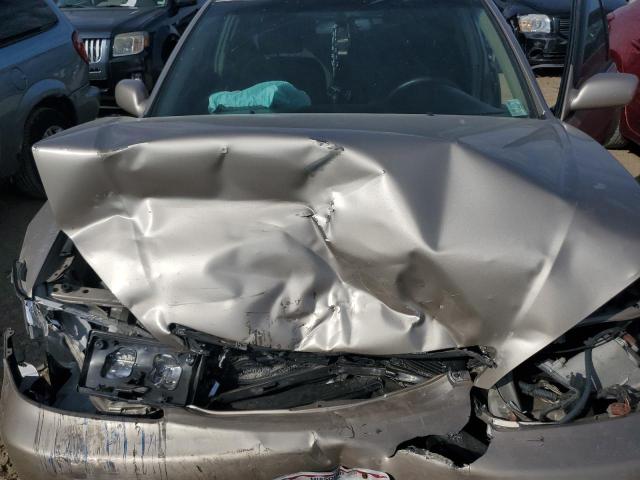 Photo 7 from auction – 2003 TOYOTA CAMRY LE with VIN 4T1BF30KX3U059415