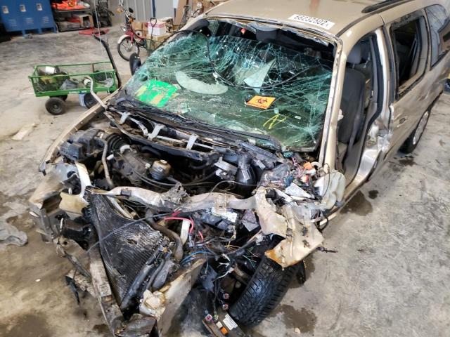 Photo 9 from auction – 2004 CHRYSLER TOWN & COU with VIN 1C4GP44R94B538247
