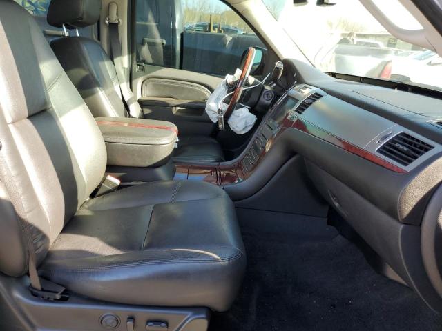 Photo 5 from auction – 2010 CADILLAC ESCALADE E with VIN 3GYVKNEF1AG285373