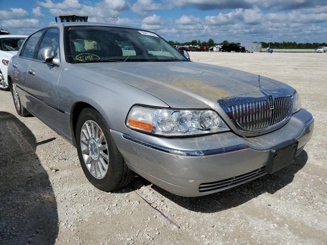 LINCOLN TOWN CAR U 2004 with VIN 1LNHM83W84Y680366 - Photo from auction