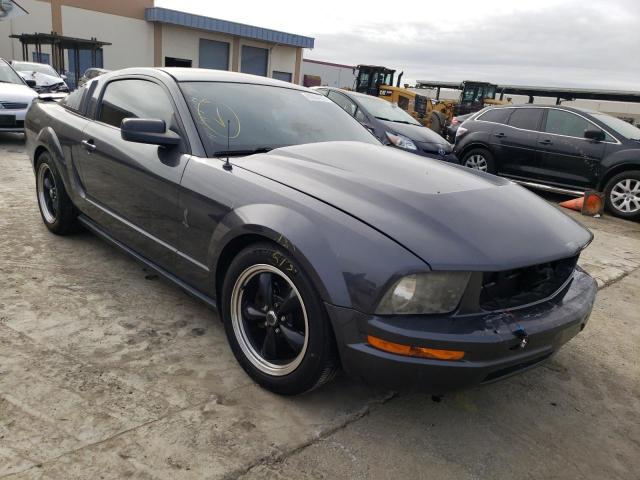 FORD MUSTANG 2007 with VIN 1ZVHT80N175255769 - Photo from auction