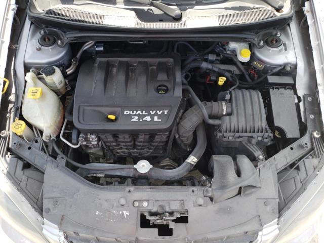 Photo 7 from auction – 2014 CHRYSLER 200 LX with VIN 1C3CCBAB7EN207063