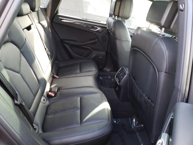 Photo 6 from auction – 2018 PORSCHE MACAN with VIN WP1AA2A50JLB00413
