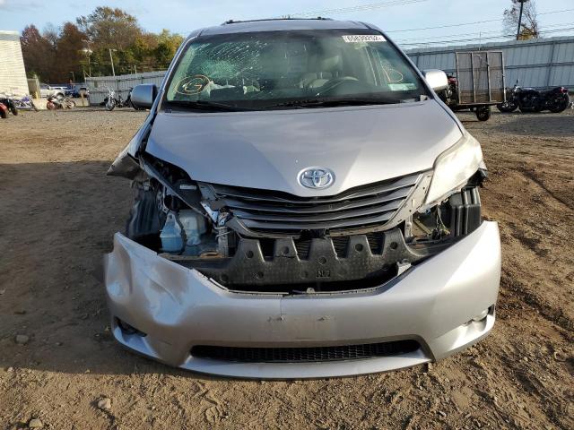 Photo 9 from auction – 2012 TOYOTA SIENNA XLE with VIN 5TDDK3DC5CS032123