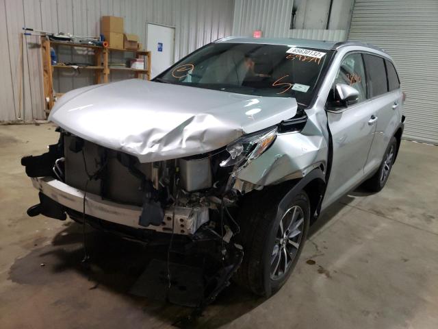 Photo 2 from auction – 2019 TOYOTA HIGHLANDER with VIN 5TDJZRFH9KS592591