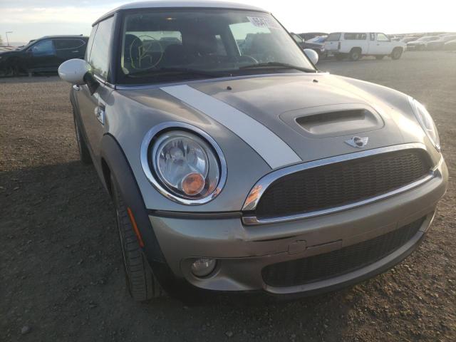 Photo 9 from auction – 2010 MINI COOPER S with VIN WMWMF7C53ATX45077