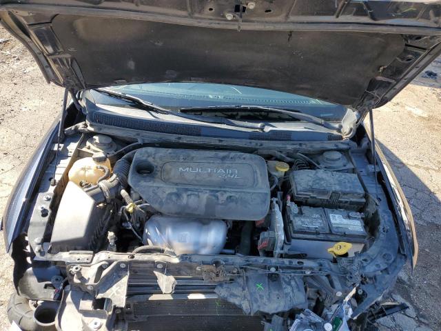 Photo 7 from auction – 2016 CHRYSLER 200 LIMITE with VIN 1C3CCCAB2GN162882