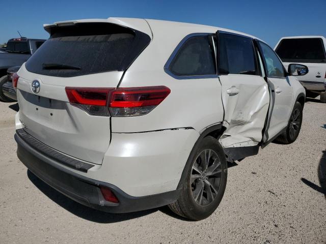 Photo 4 from auction – 2019 TOYOTA HIGHLANDER with VIN 5TDZZRFH7KS309382