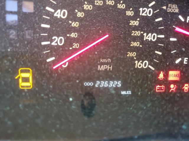 Photo 8 from auction – 2001 LEXUS LS 430 with VIN JTHBN30F810007679