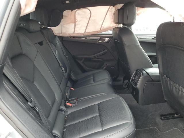 Photo 11 from auction – 2019 PORSCHE MACAN with VIN WP1AA2A56KLB05729