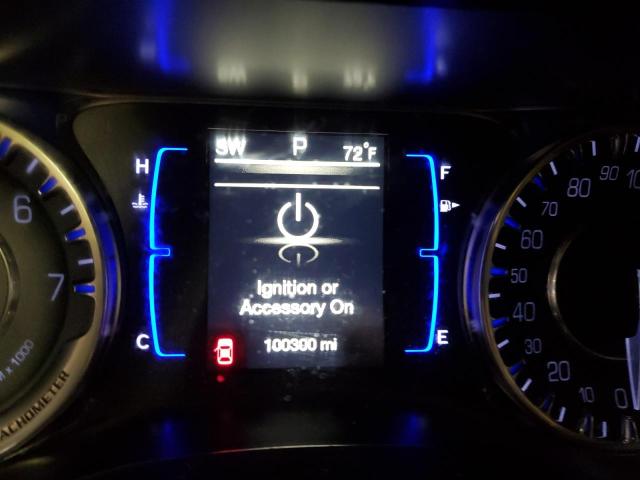 Photo 8 from auction – 2016 CHRYSLER 200 LIMITE with VIN 1C3CCCAB2GN140882