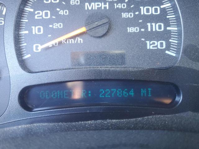Photo 8 from auction – 2005 CHEVROLET SILVERADO with VIN 2GCEC19V751120956