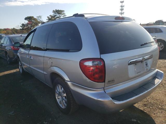 Photo 3 from auction – 2002 CHRYSLER TOWN & COU with VIN 2C8GP74L92R579682