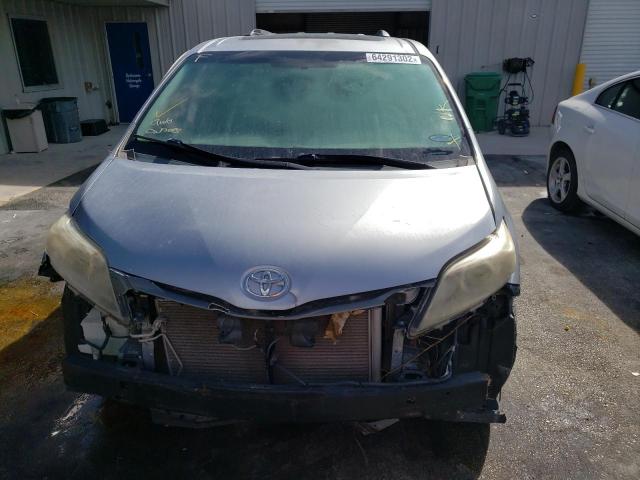 Photo 10 from auction – 2012 TOYOTA SIENNA XLE with VIN 5TDYK3DC3CS215389