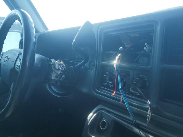 Photo 9 from auction – 2005 CHEVROLET SILVERADO with VIN 2GCEC19V751120956